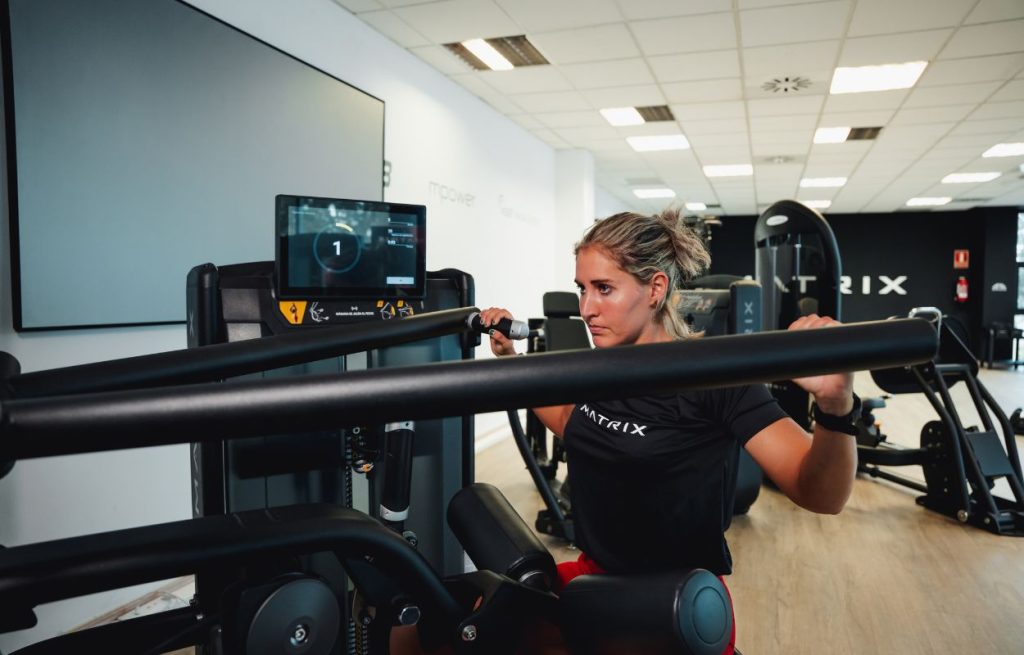 Estefanía Fernández entrenando en las oficinas de Matrix